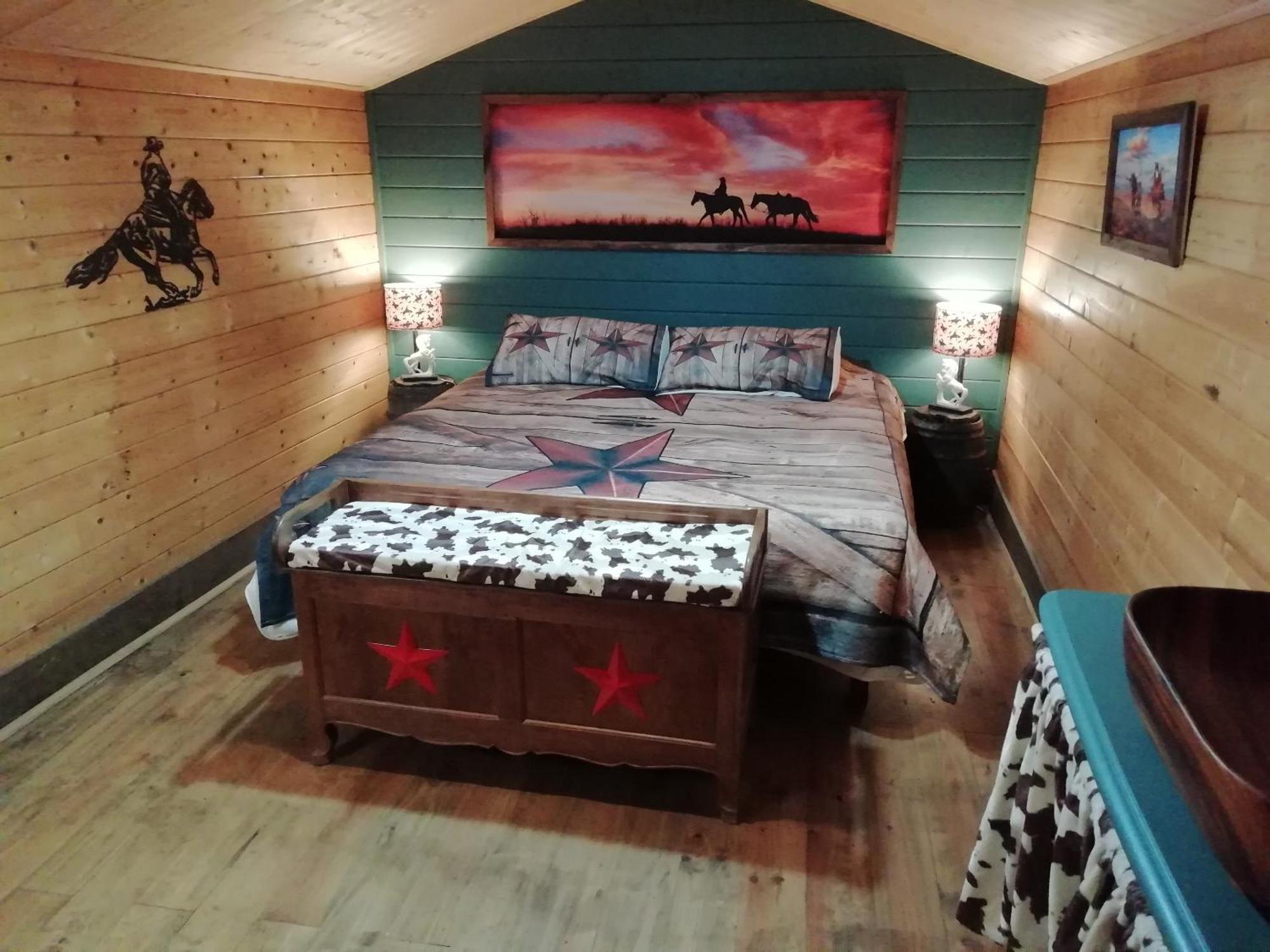 La Valise A Cheval Bed & Breakfast Mezieres-sur-Ponthouin Room photo